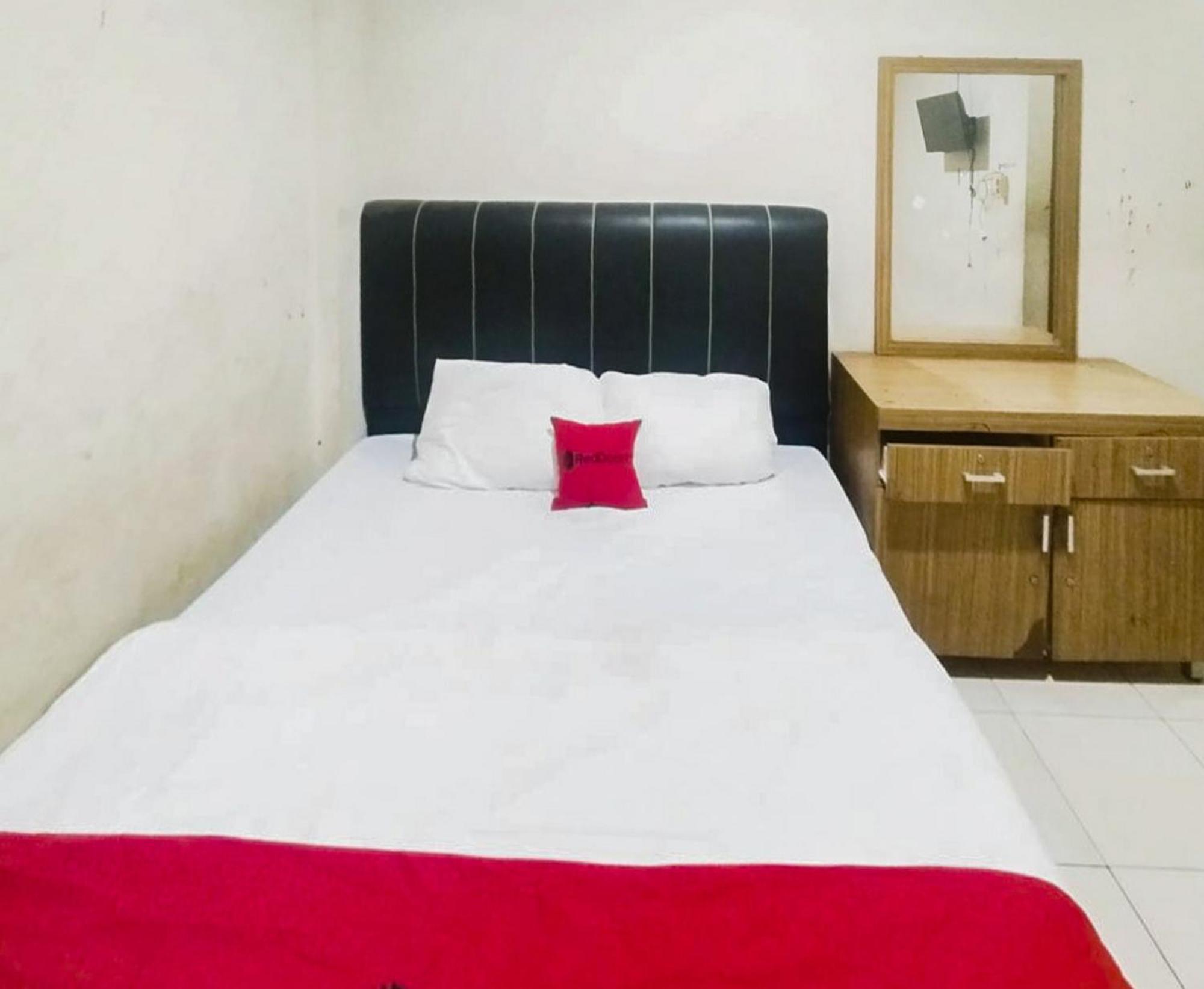 Reddoorz At Jalan Diponegoro Bandar Lampung 호텔 외부 사진